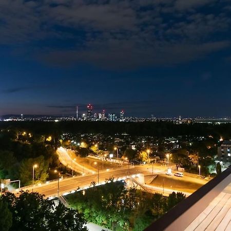 Apartament Hoch Hinaus, Neu Und Stilvoll Mit Pool Am Dach Wiedeń Zewnętrze zdjęcie