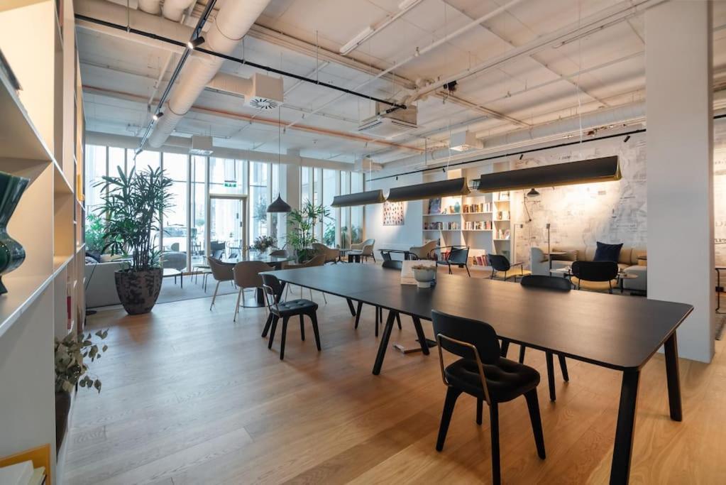 Apartament Hoch Hinaus, Neu Und Stilvoll Mit Pool Am Dach Wiedeń Zewnętrze zdjęcie