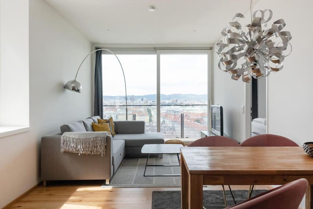 Apartament Hoch Hinaus, Neu Und Stilvoll Mit Pool Am Dach Wiedeń Zewnętrze zdjęcie