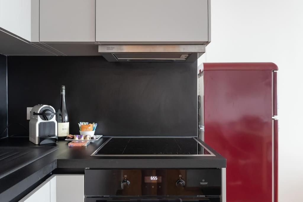 Apartament Hoch Hinaus, Neu Und Stilvoll Mit Pool Am Dach Wiedeń Zewnętrze zdjęcie