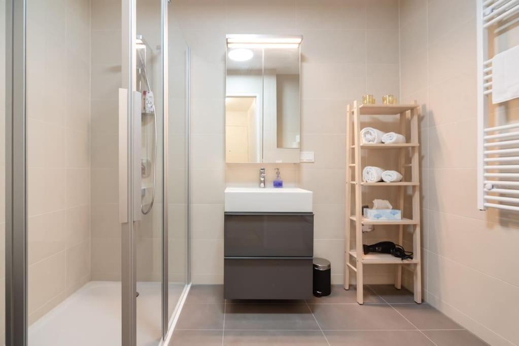Apartament Hoch Hinaus, Neu Und Stilvoll Mit Pool Am Dach Wiedeń Zewnętrze zdjęcie