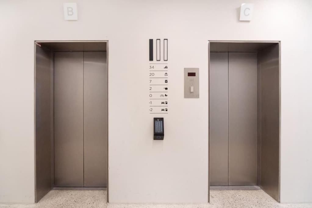 Apartament Hoch Hinaus, Neu Und Stilvoll Mit Pool Am Dach Wiedeń Zewnętrze zdjęcie