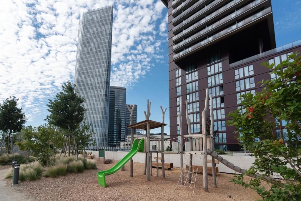 Apartament Hoch Hinaus, Neu Und Stilvoll Mit Pool Am Dach Wiedeń Zewnętrze zdjęcie