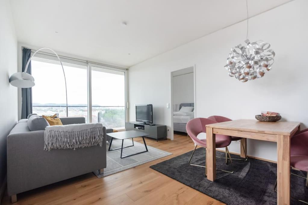 Apartament Hoch Hinaus, Neu Und Stilvoll Mit Pool Am Dach Wiedeń Zewnętrze zdjęcie